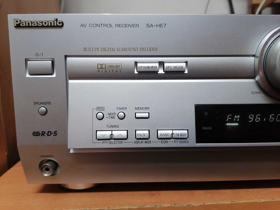 Amplituner Panasonic SA-HE7 (Technics)