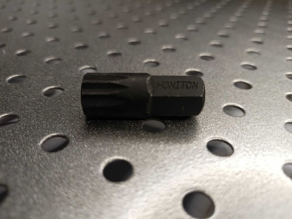 Bit SPLINE M12 x 10 mm długość 30 mm ze stali S2 HONITON HM012
