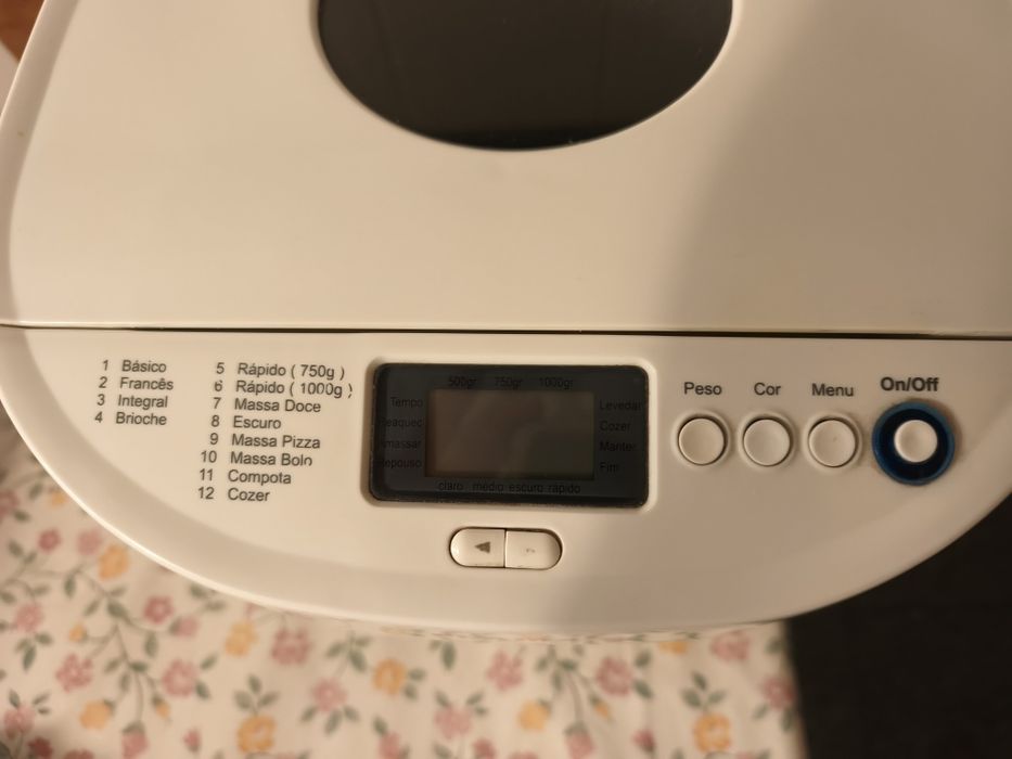 Máquina de fazer pão e bolos, Marca Flama 993FL