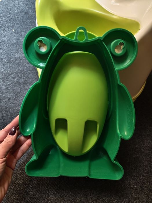 Pisuar dla dzieci żaba