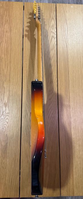 Guitarra Elétrica LAG JET 2005 - Instrumento de Iniciação