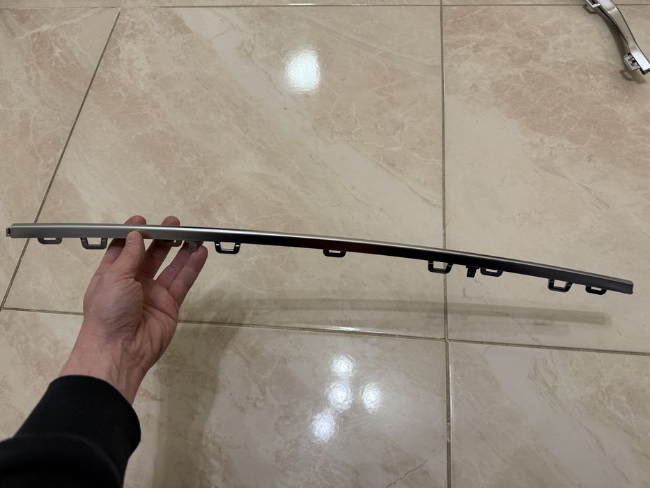 8W6853555 - AUDI A5 S5 накладка в бампер диффузор задний левый