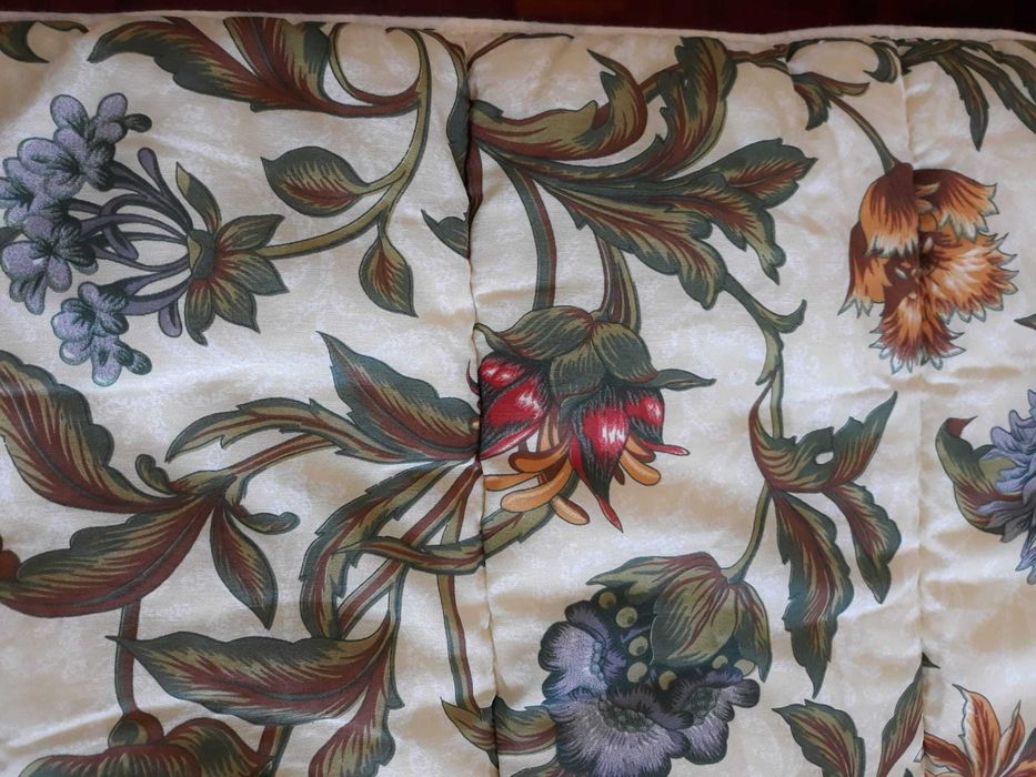 Single Bed (Like New)424730506769868803