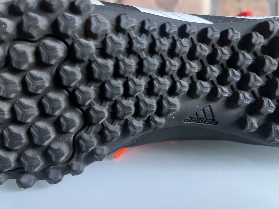 Buty do piłki nożnej Adidas Predator