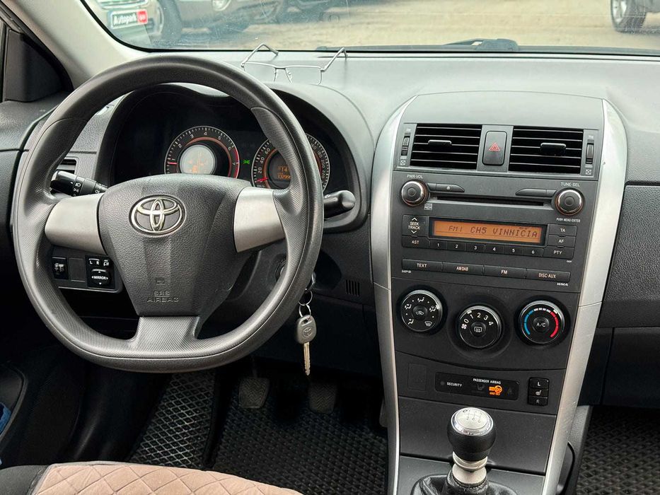 Продам Toyota Corolla 2010р. #73448