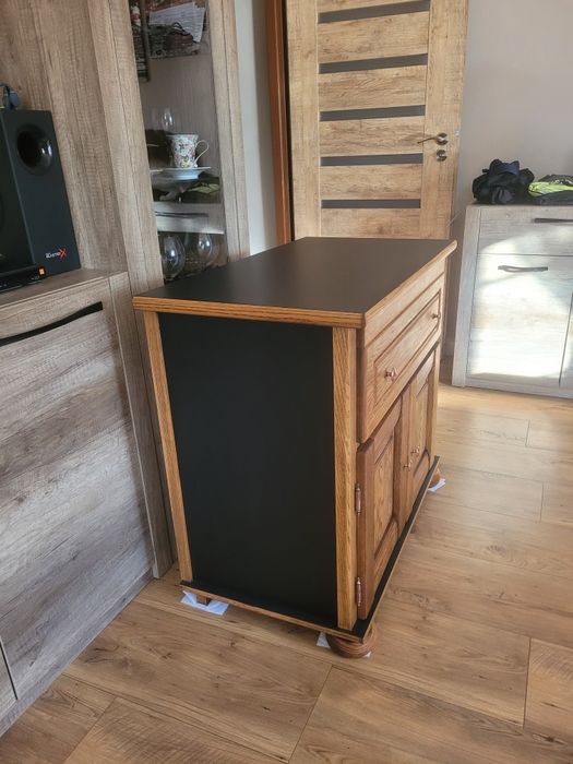 Szafka Sekretarzyk po renowacji