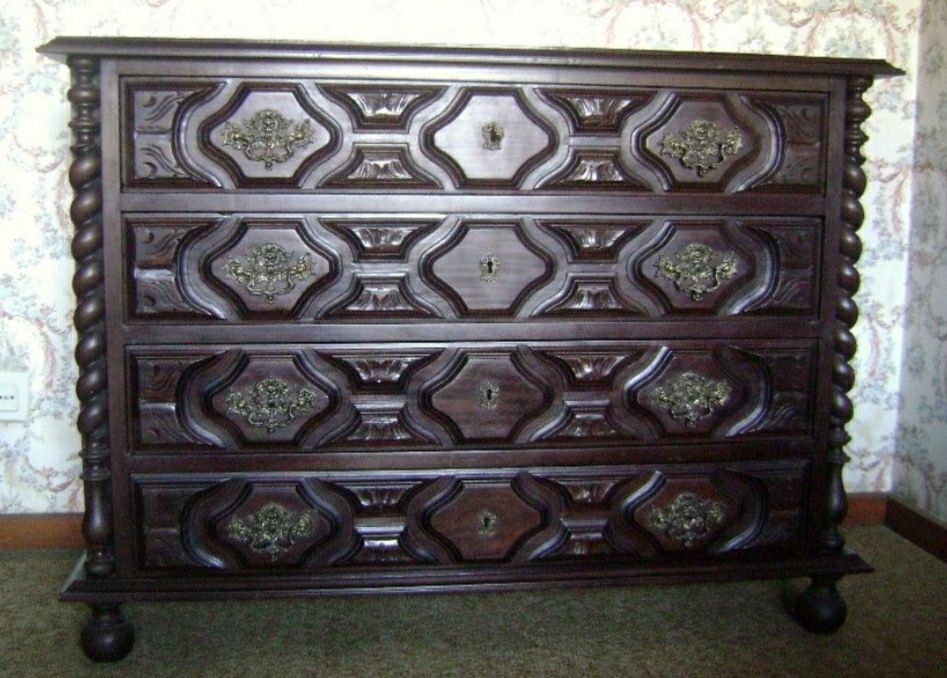 Quarto casal antigo