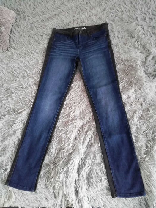 spodnie jeans skiny
