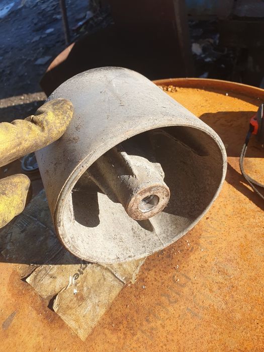 Стакан подвески ман