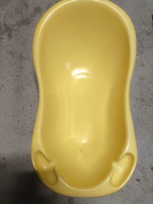 Wanienka dla niemowlaka, kupek doidy cup