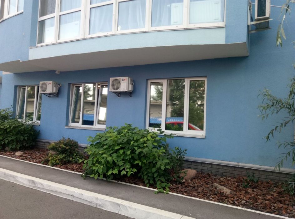 Зеркальная, солнцезащитная тонировка окон. Поклейка броне пленки