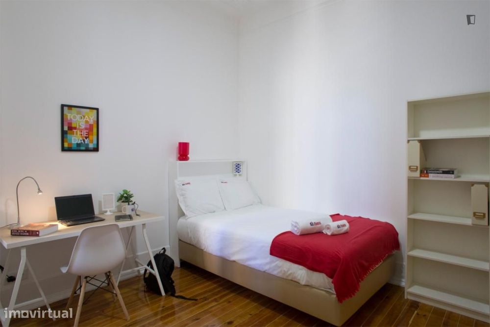 Quarto - localizado em Saldanha Lisbon
