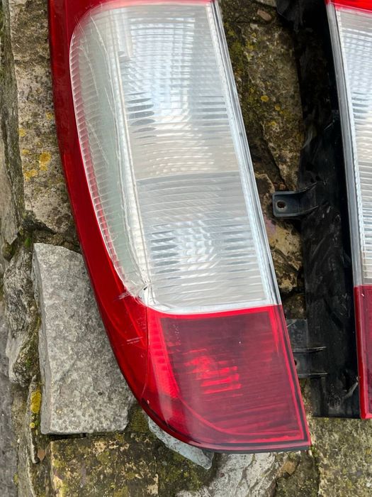 Задні стопи фанарі ліхтарі Mercedes Vito 639 мерседес ціна за комплект