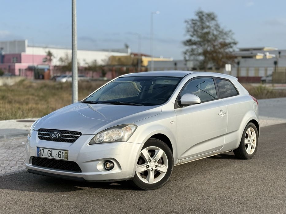 Kia Ceed S coupé - 2008 gasolina