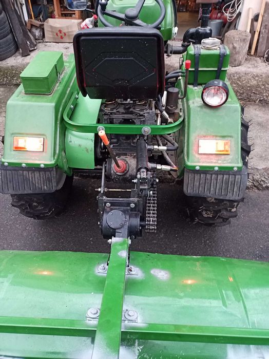 Мототрактор Zubr