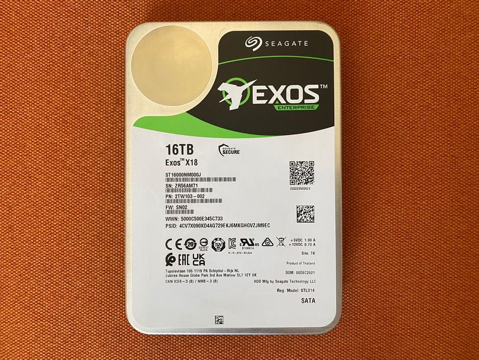 Seagate Exos X16[新品●未使用] aj-tokyo_st16000nm001g-fr