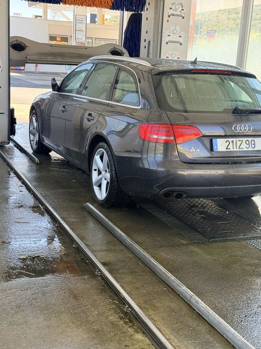 Audi a4  avant 2.0 b8 2010