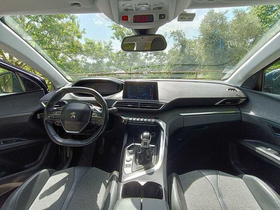 Peugeot 5008-II 1.5 BlueHDi Allure – 7 Lugares – 2018
