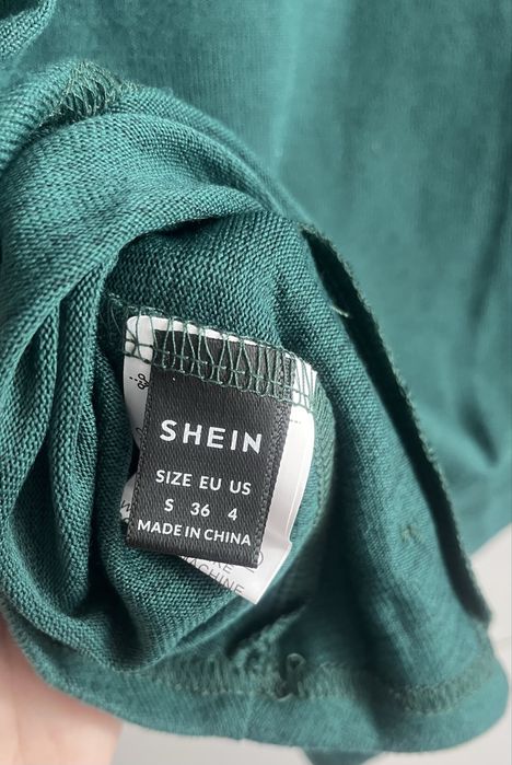 Ciemnozielony sweter S