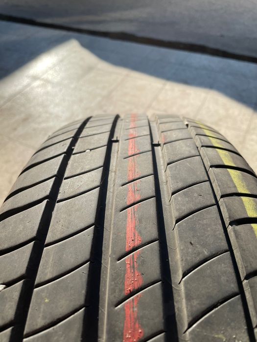 Vende-se pneus semi novos. Desde jante 13 até jante 22.