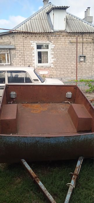 Легковий причеп