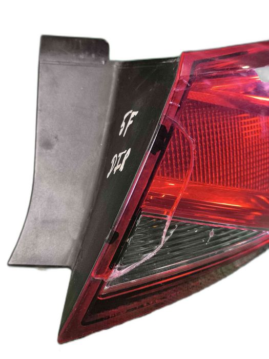 Farolim Direito SEAT LEON 5F0945096D (OEM) | 90034988 (OEM)