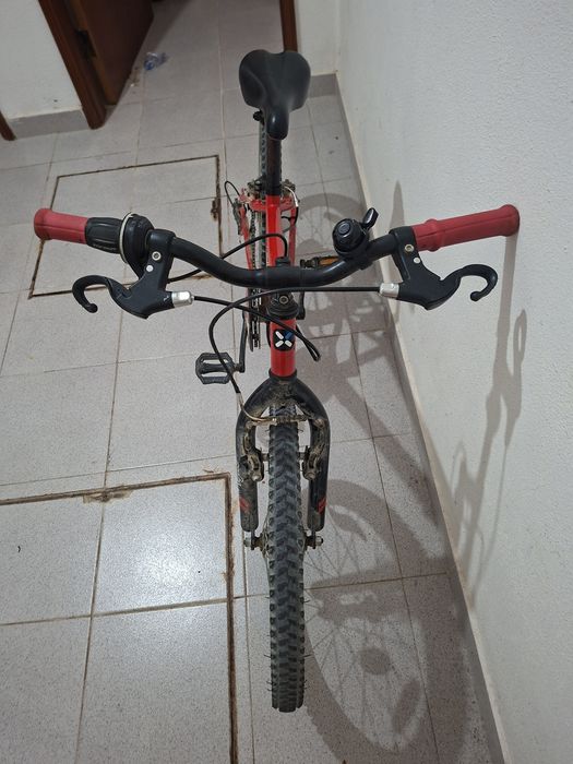 Bicicleta Twin Racing Boy 320 de 20 polegadas