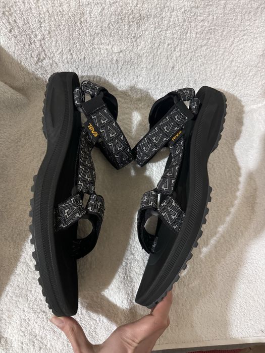 Босоножки сандали teva 45p хаки новые