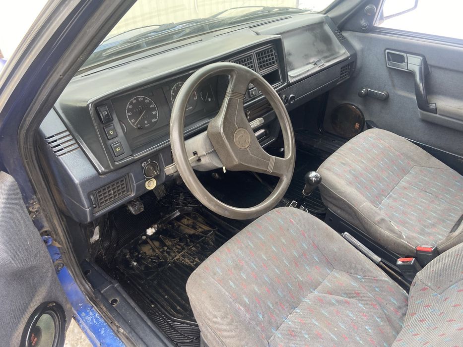 Продам Шкоду Фаворит