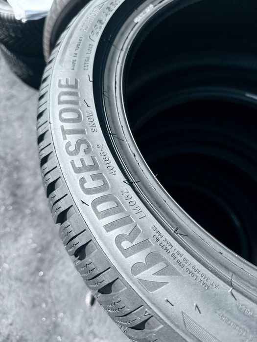 225 45 17 Bridgestone Blizzak LM005 90% 2023 Шини Зима