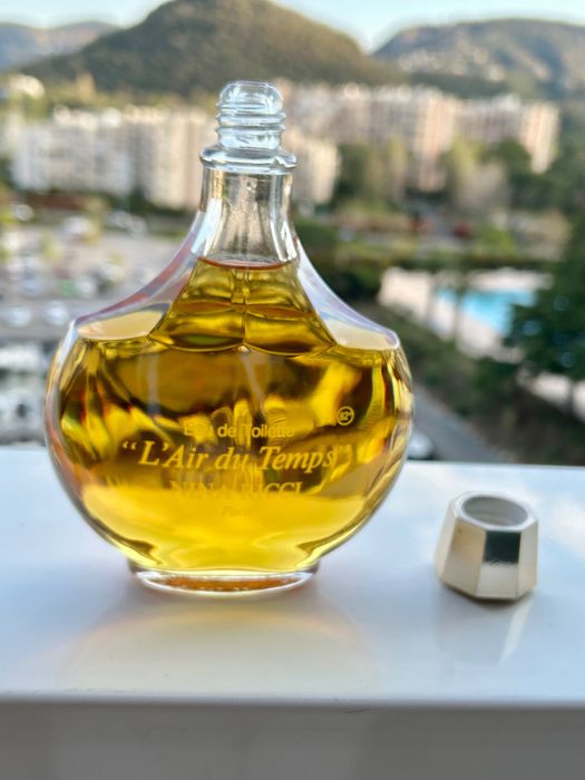 Nina Ricci L’Air du Temps Lanvin Arpege pour Femme Guerlain Shalimar