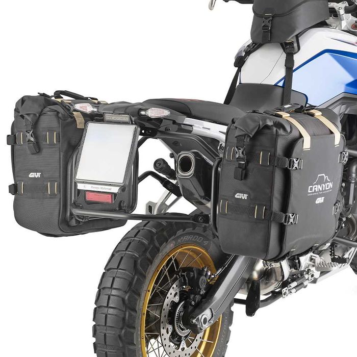 Сумки бокофі, кофри на мотоцикл - GIVI GRT720B CANYON MONOKEY NEW 2 шт