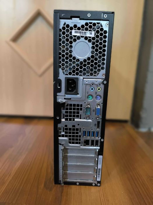 Zestaw komputerowy Hp Compaq Elite 8300 Sff + monitor Samsung 21,5"