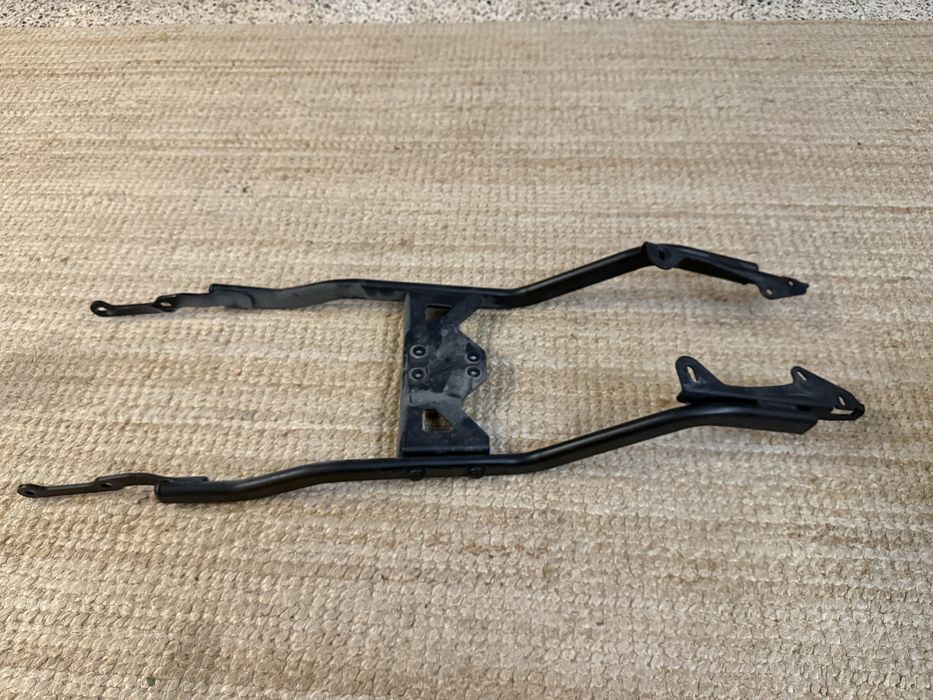 Apoio top case Da Givi para Honda CBR 500