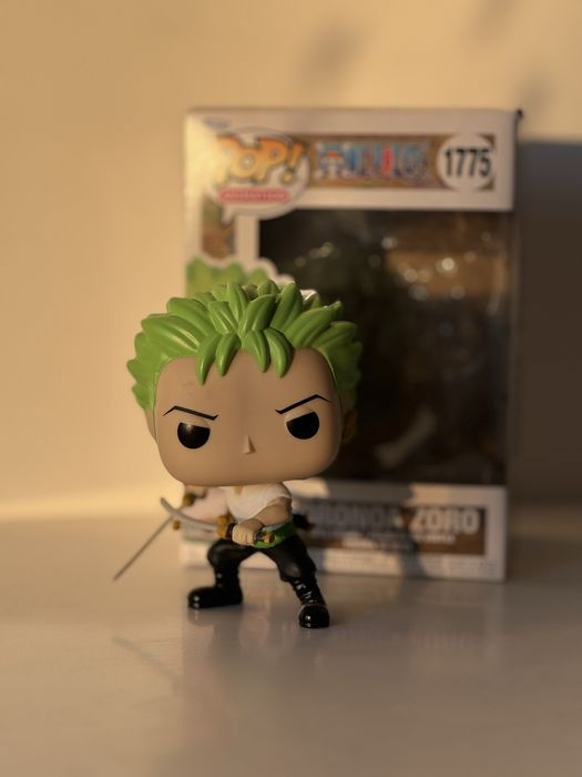 Фігурка funko POP Zoro ван піс