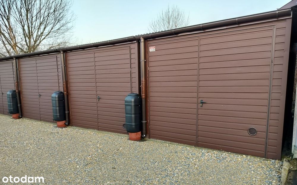 Garaż blaszany – Zabrze, ul. Nad Kanałem