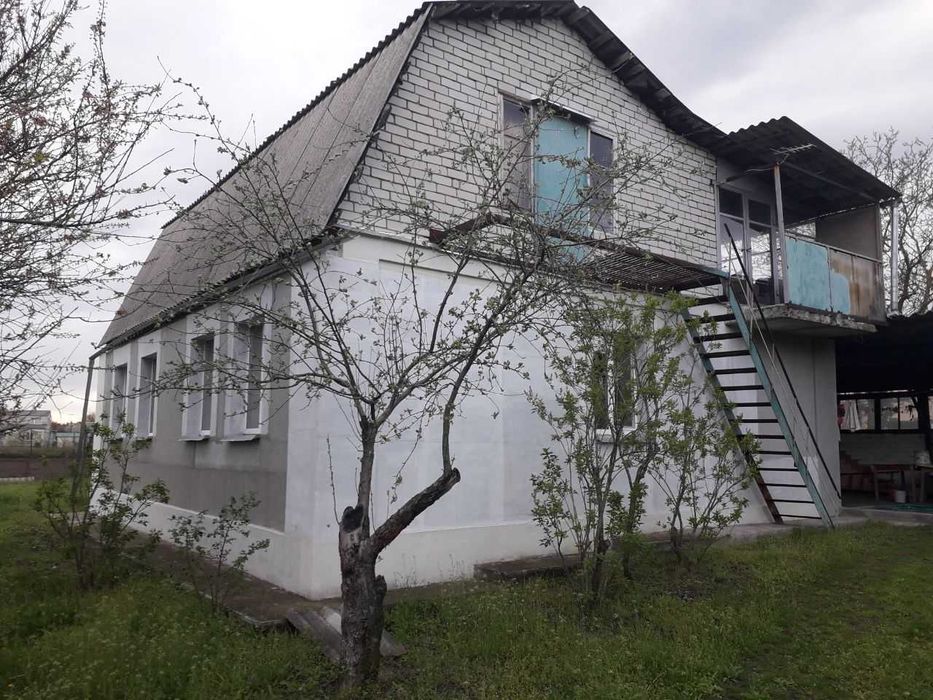 Продам житловий будинок в селищі Обухівка