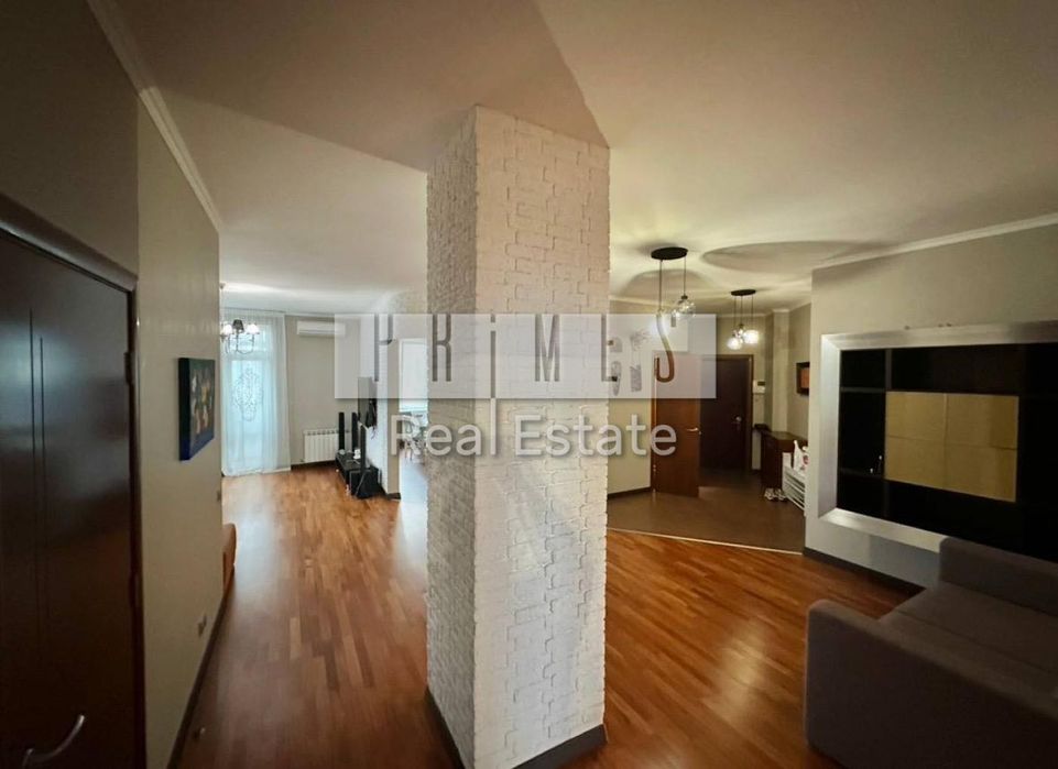 Оренда 3 кімнатної квартири 106 м2 вул. Князів Острозьких 46/2