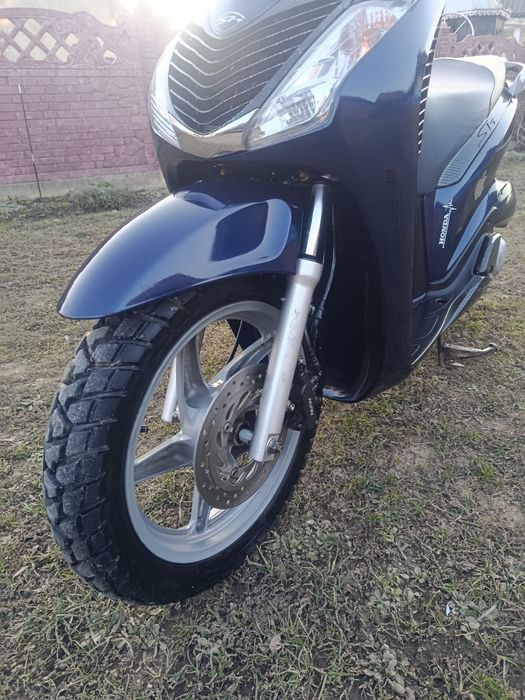 Продам хонда sh 150i рік 2010на полні ход все працуео