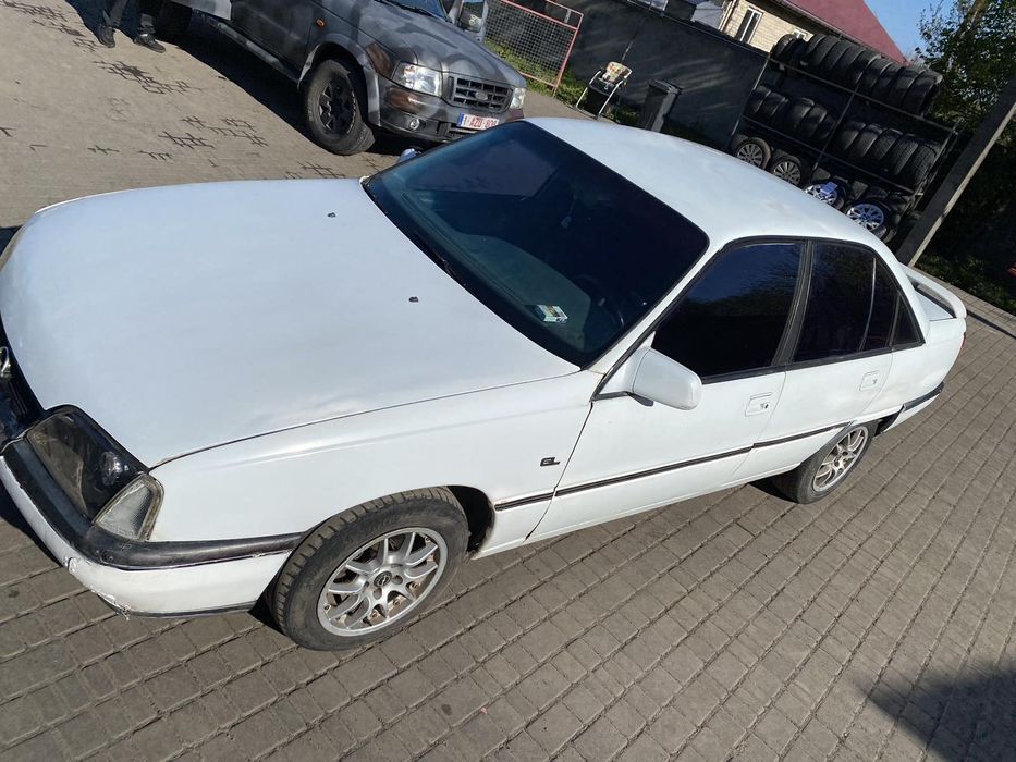 Opel omega сел поехал