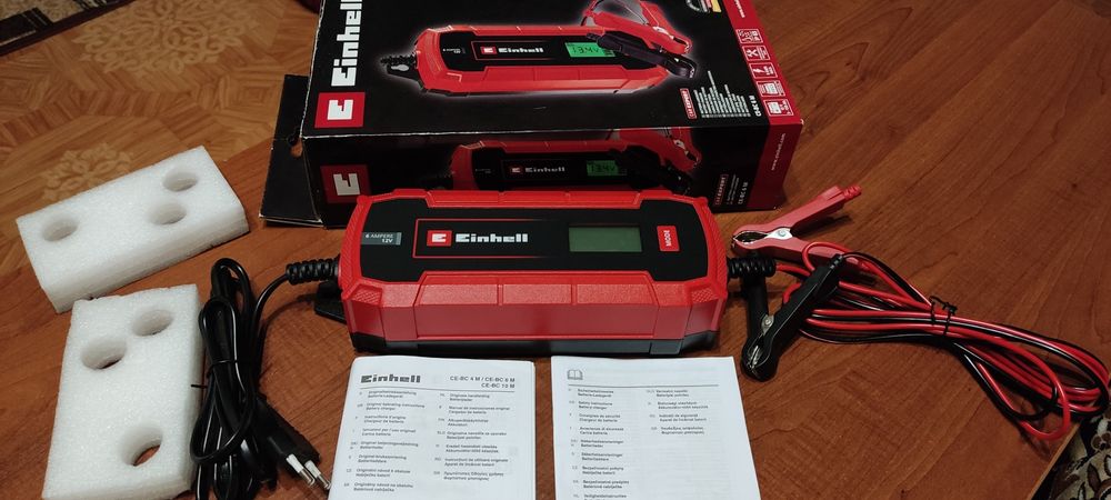 Зарядний пристрій Einhell CE-BC 6 M