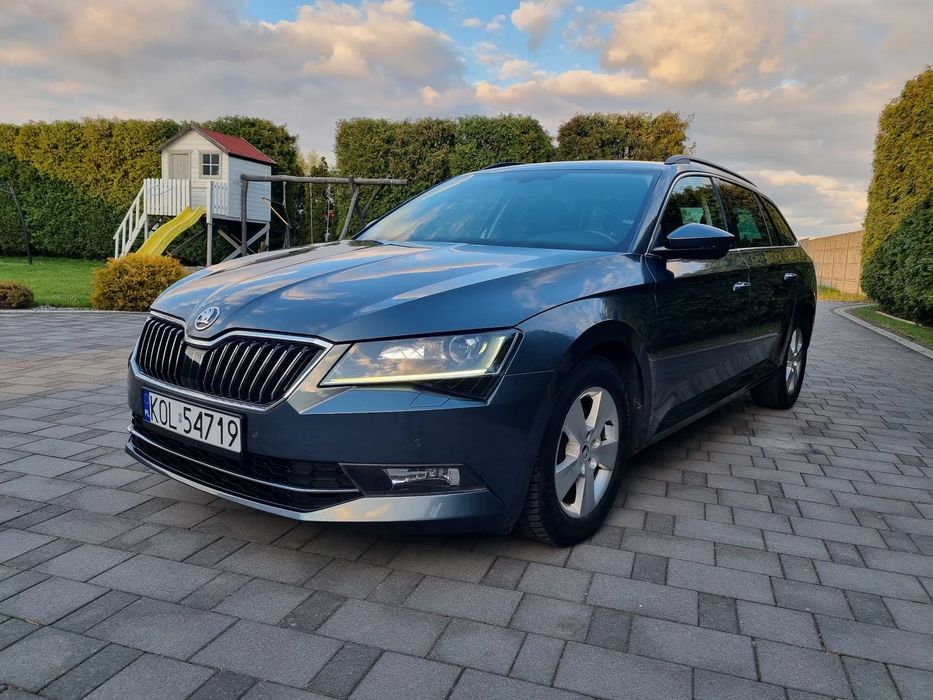 Skoda Superb Bixenon Kamera cofania DSG Automat Doinwestowana Warto zobacz!