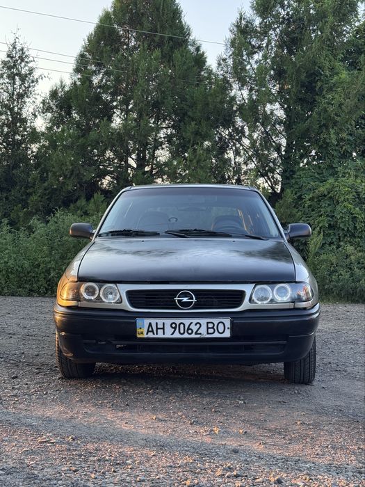 Opel Astra F 1996 р. 1,4 газ-бензин