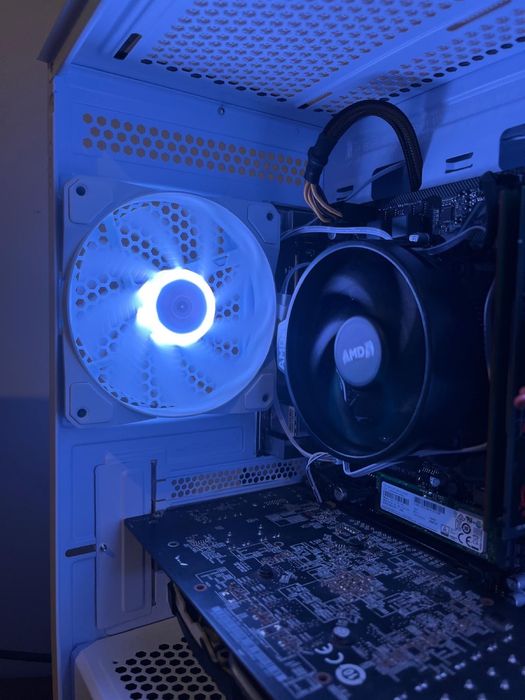 PC Gaming Ryzen 5 2600 + RX 580 + 16GB RAM + NVMe 512GB – Garantia