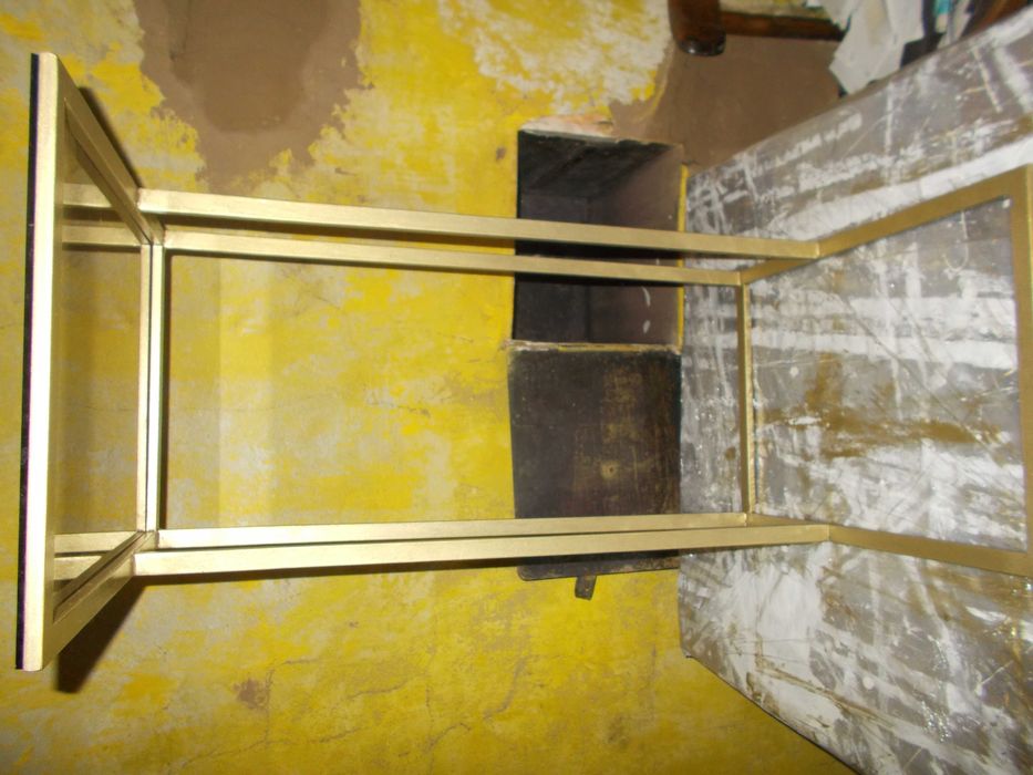 Столик приставний,столик приставной ,мобильный