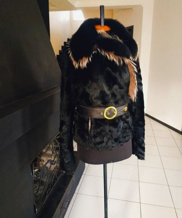 Натуральная шуба меховая куртка Италия песец