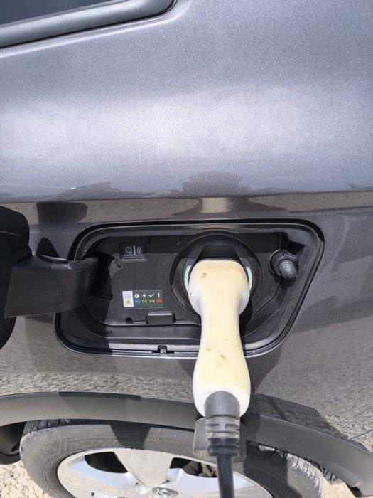 Opel grandland x phev plug-in