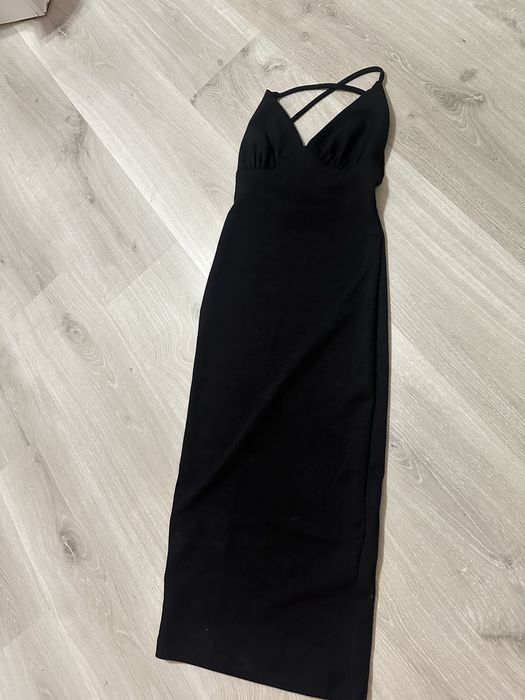 Чорне плаття.