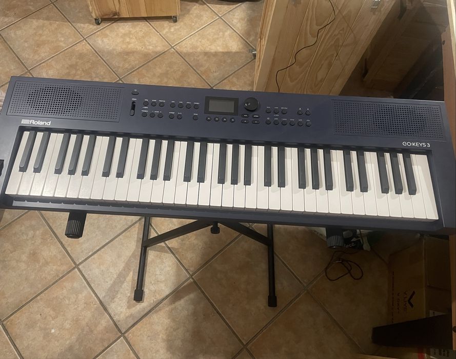 Roland GO:KEYS 3 + Suporte para teclado