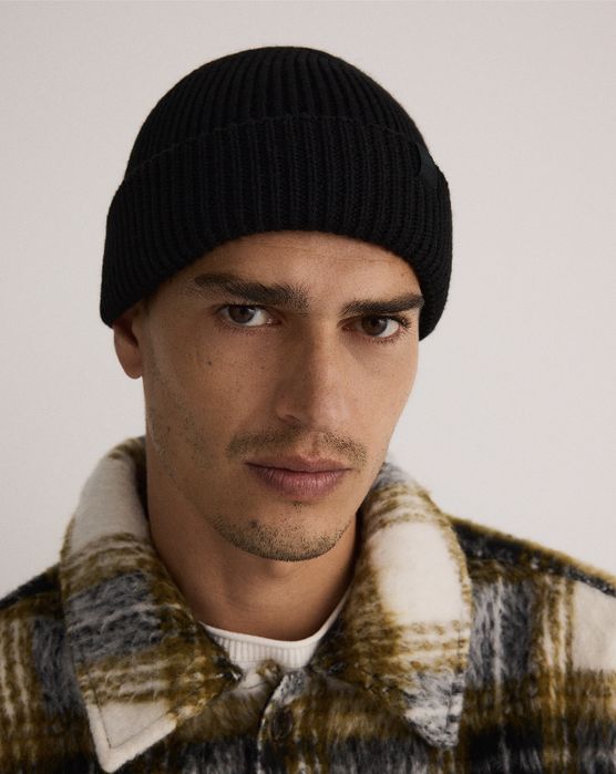 Шапка біні чорна чоловіча вовняна Reserved